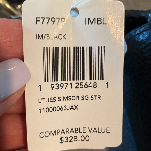 NWT Black Coach Messenger Black pebble leather with signature dark brown strap. - Picture 15 of 15